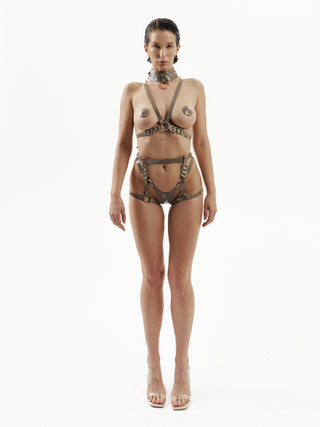 Patent Leather Garter Set "VAULT" Beige