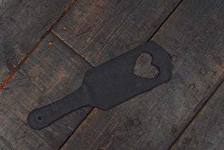 Leather spanking paddle "Heart" - Dr.Harness 3